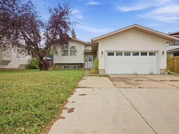 134 W Cameron Dr, Wood Buffalo, AB T9K 1J2