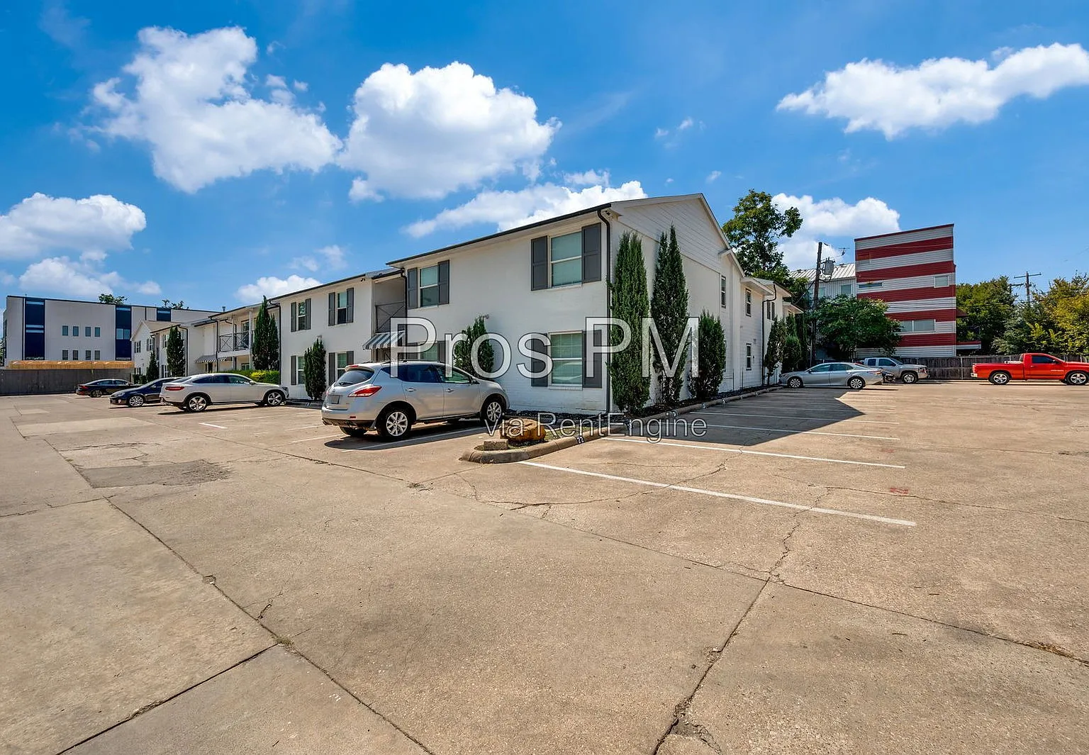 1 bed, 1.0 bath, 630 sqft, $900 — Photo 1