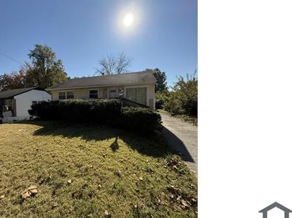 428 Macdougall Dr, Saint Louis, MO 63137