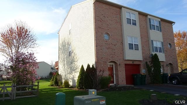 1st image of 25 Olde Penn Dr