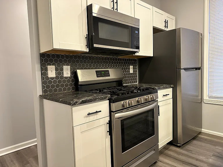 719 Hawley Ave #1 — Photo 6