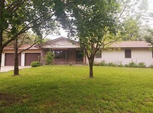 23755 Sweet Ln, Waynesville, MO 65583