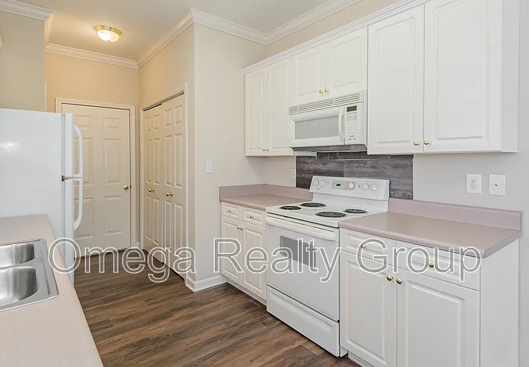 3102 Enclave Ln — Photo 13