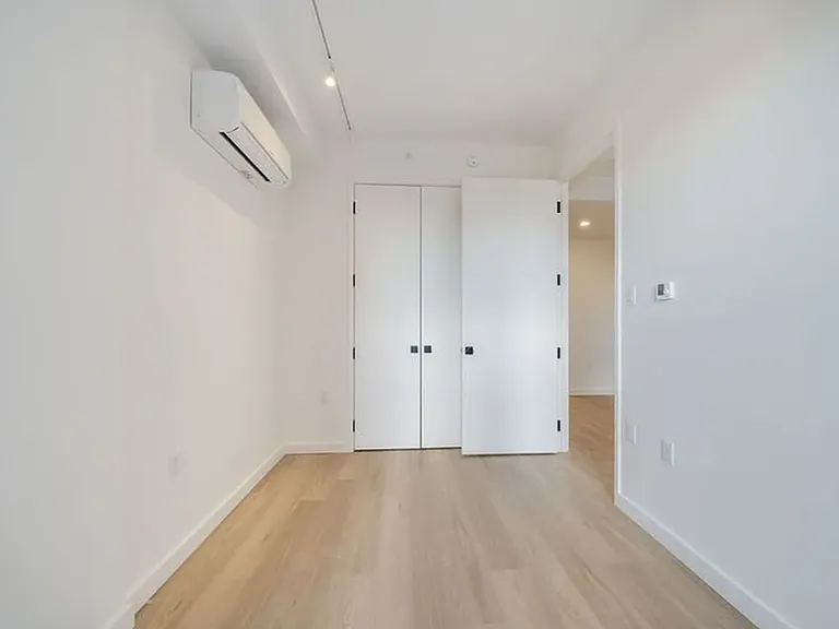 931 Carroll St #1007 — Photo 7