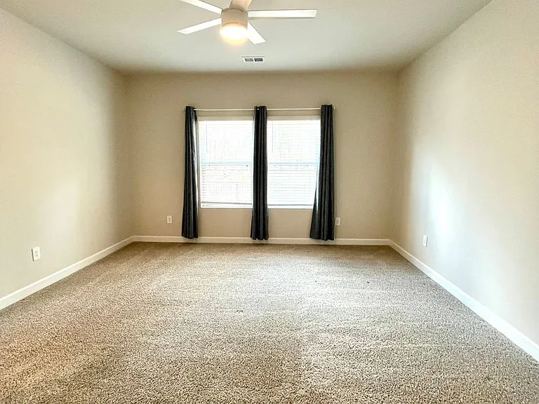 503 Yellowstone Trl — Photo 15