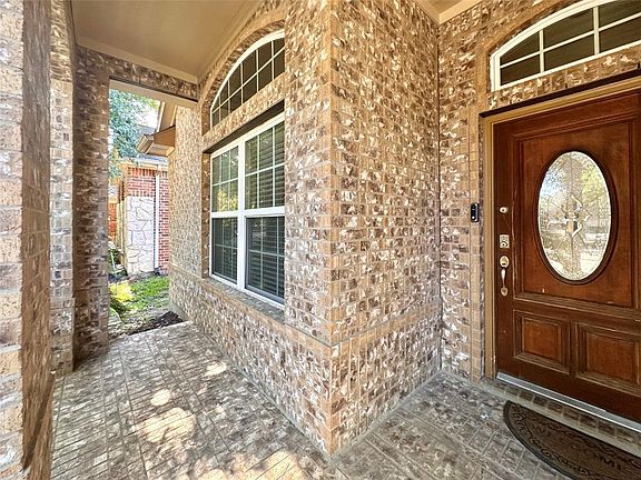 4th image of 4315 Wellington Grove Ln
