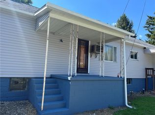 7 Daisy Ln, Daisytown, PA 15427