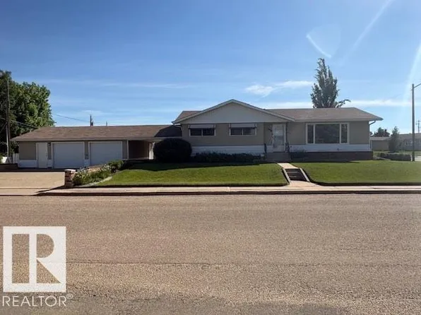 10604 104th St, Westlock, AB T7P 1M2