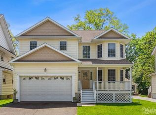 321 4th St, Dunellen, NJ 08812