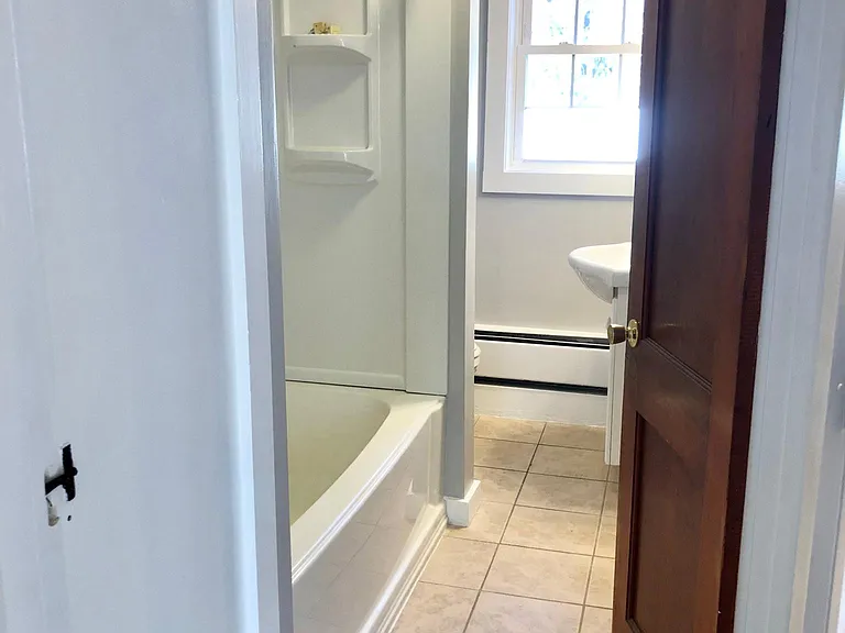 Rear — Photo 7
