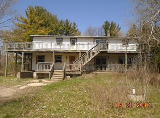 10753 S 76th St, Franklin, WI 53132