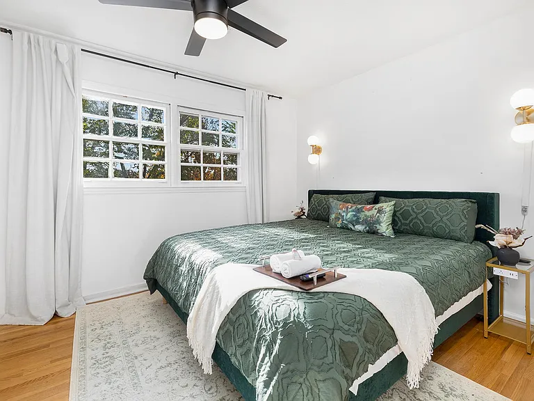 Master bedroom with king bed with memory foam mattress
