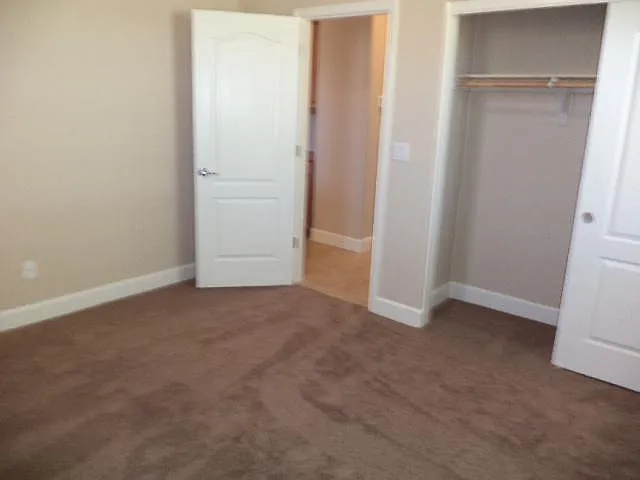 3281 Pantheon Dr — Photo 15