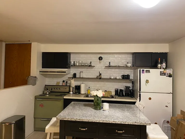 641 Erie St SE #1 — Photo 22