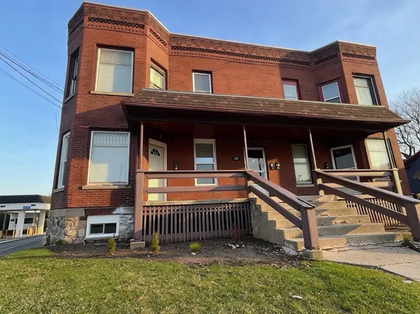 212 E Calhoun St #1E, Woodstock, IL 60098