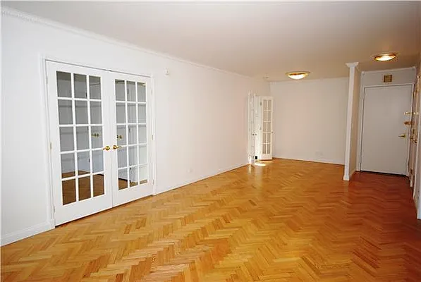 Rented by BSD Realty Worldwide Inc | media 18