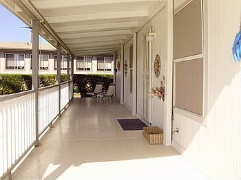 3 Listing, Porch.jpg