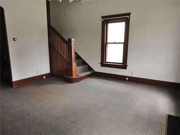 2nd image of 517 Lincoln Ave
