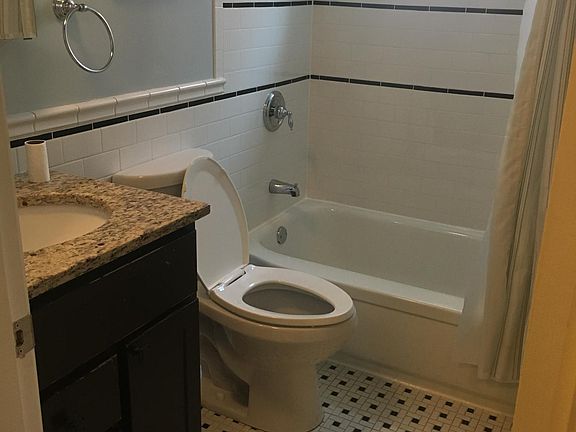 2nd image of 8742 Delmar Blvd #8742