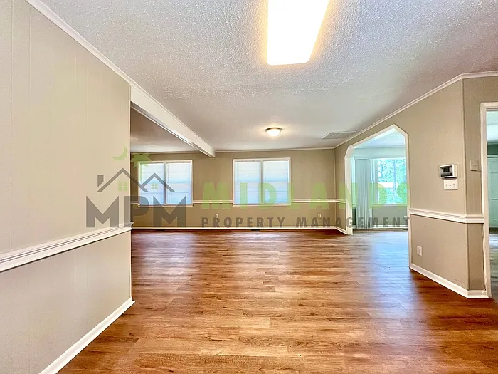 202 Partridge Dr — Photo 13