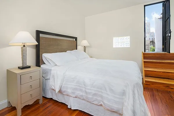 Sold by Park Property Advisors | media 14