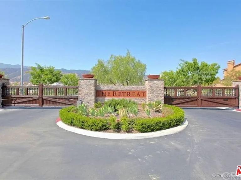 22430 Leisure Dr — Photo 37
