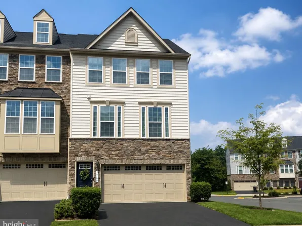 7760 Milton Cir, Gainesville, VA 20155