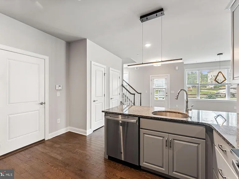 38 Lacey Ln — Photo 17
