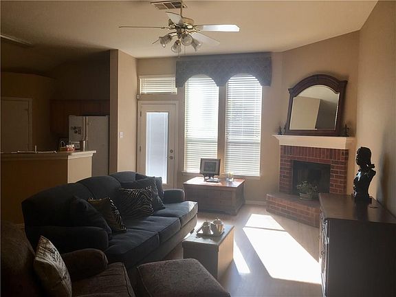 5th image of 521 Port Allen Dr
