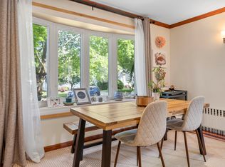 46 Kenmore Rd #1, Valley Stream, NY 11581