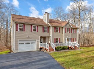 55 Quannacut Rd, Shawangunk, NY 12566