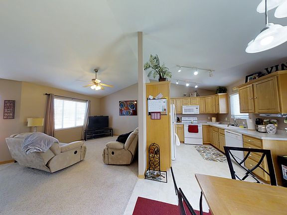 5th image of 2432 NW 46th St