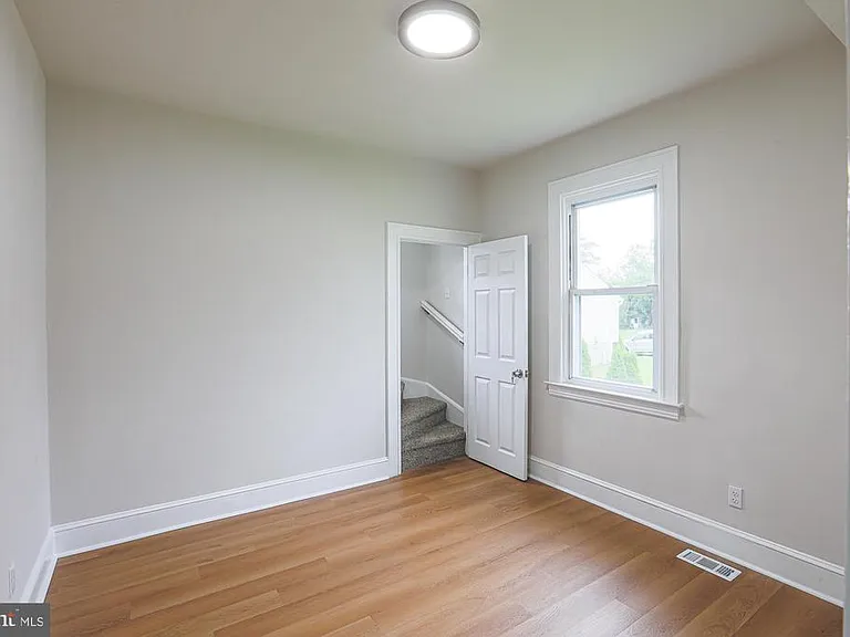 6512 Golden Ring Rd — Photo 21
