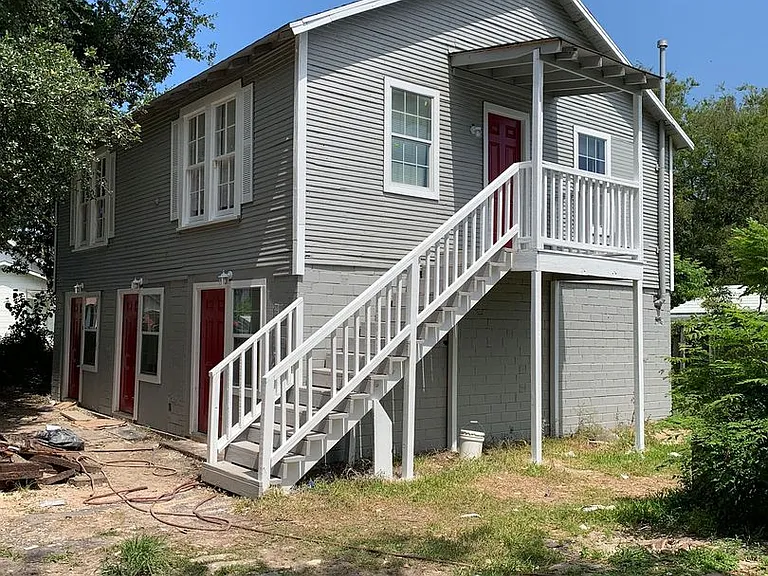 2585 Orange St — Photo 1