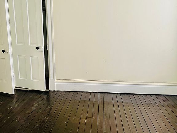 3rd image of 336 Christian Ave #2F