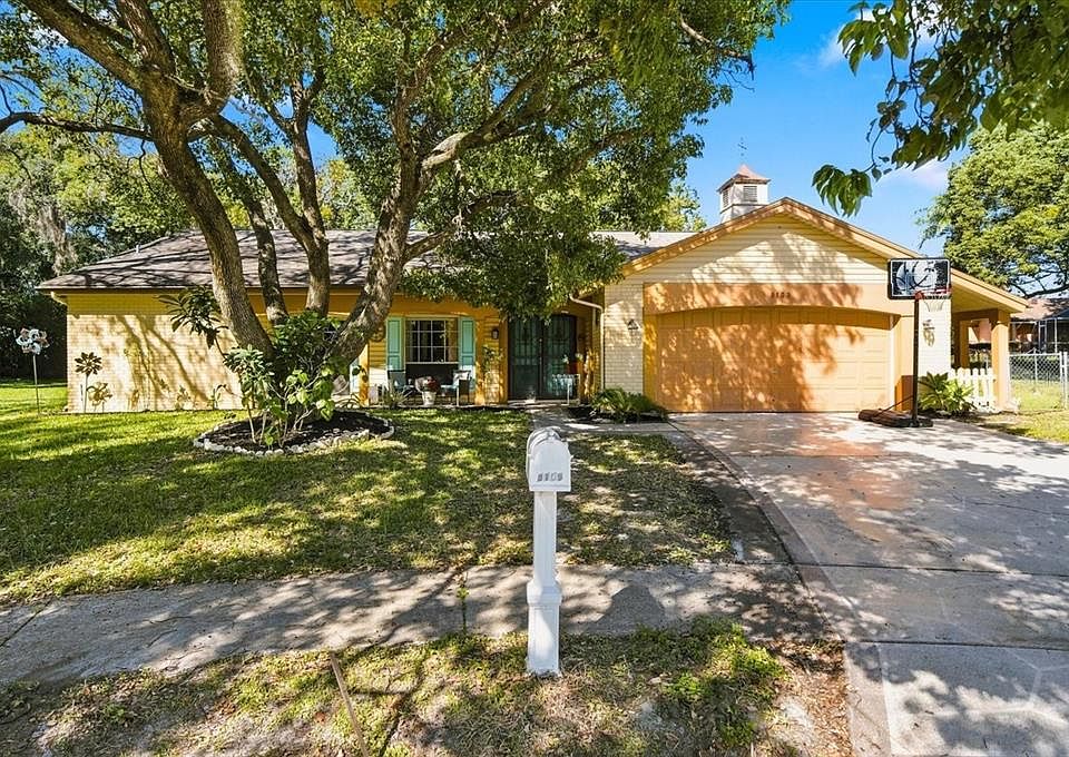 1st image of 8109 RUMFORD COURT