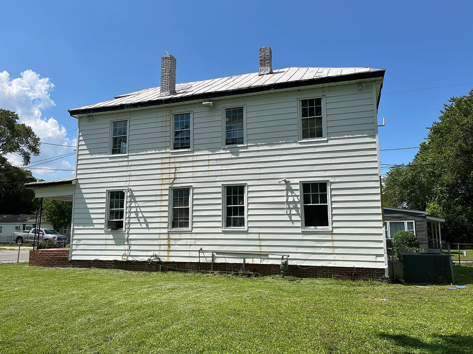 1 bed, 1.5 bath, 200 sqft, $795 — Photo 3