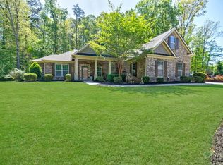 5475 Glenside Cv, Acworth, GA 30101