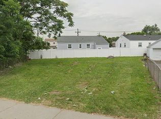 107 Roosevelt Ave, Carteret, NJ 07008