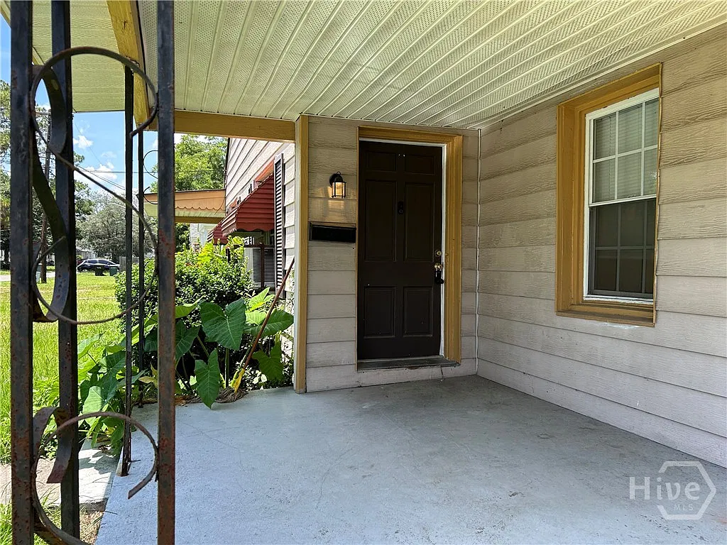1 bed, 1.0 bath, 640 sqft, $975 — Photo 3