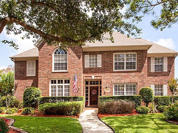 3rd image of 4007 Canyon Brook Ct