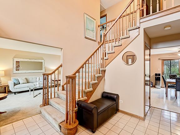 3rd image of 7757 Coventry Ln