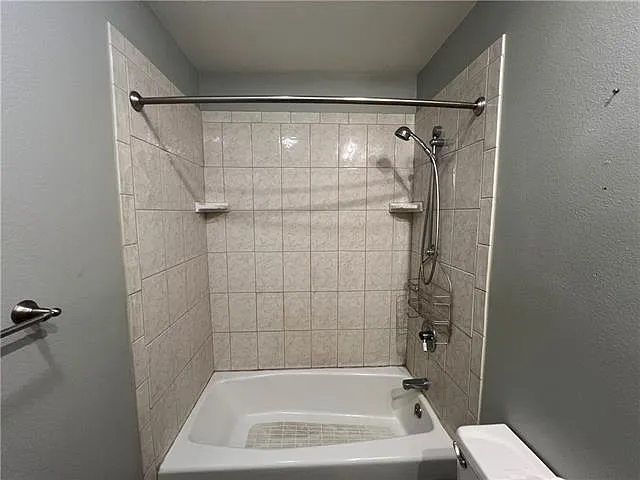 1008 Community St — Photo 10