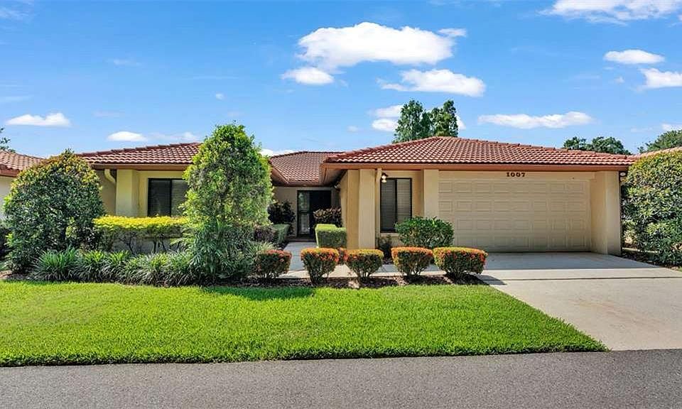 1st image of 1007 Rolling Woods Ln