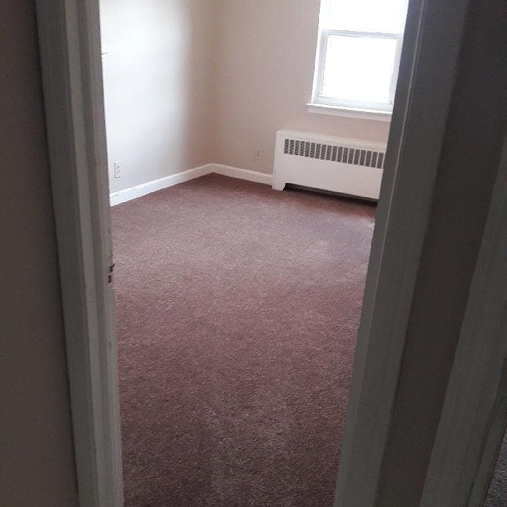 2nd image of 918 Magee Ave