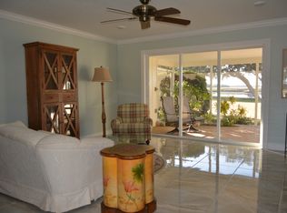 11628 W Bayshore Dr, Crystal River, FL 34429