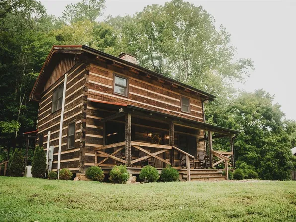 1073 Black Lick Br, Vanceburg, KY 41179