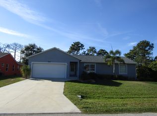 6221 Marcum St, Englewood, FL 34224