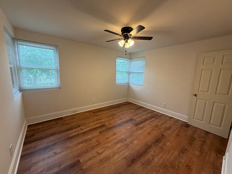 626 3rd Avenue Dr SE — Photo 3