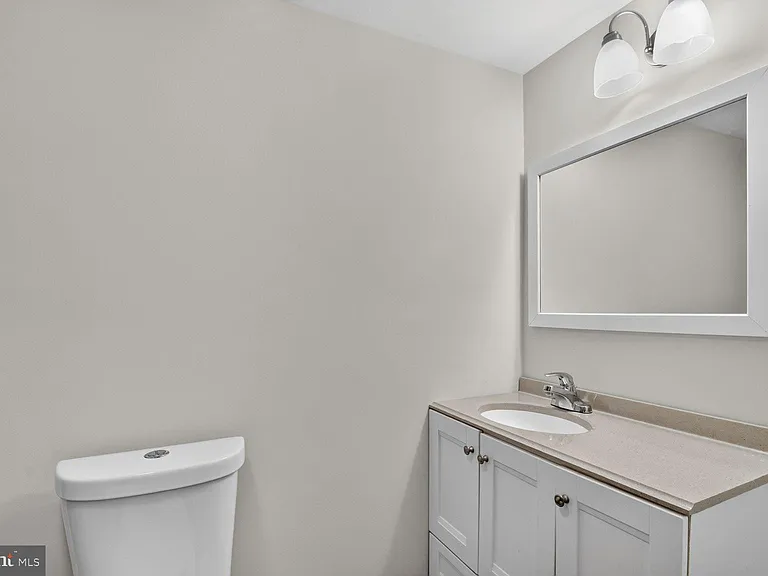 9305 Bathgate Ct — Photo 22